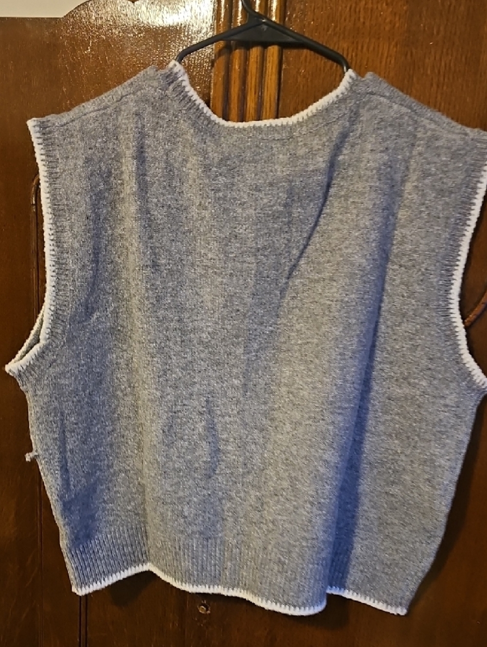 Lucky & Blessed Gray & White Horse & Horseshoe Knit Vest - Picture 4 of 6